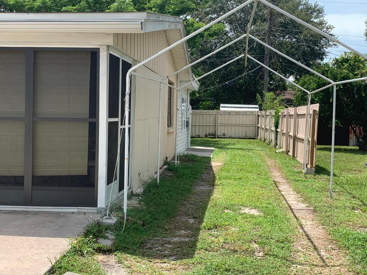Cozy Studio Only 10 Minutes By Car Of Siesta Key ซาราโซตา ภายนอก รูปภาพ