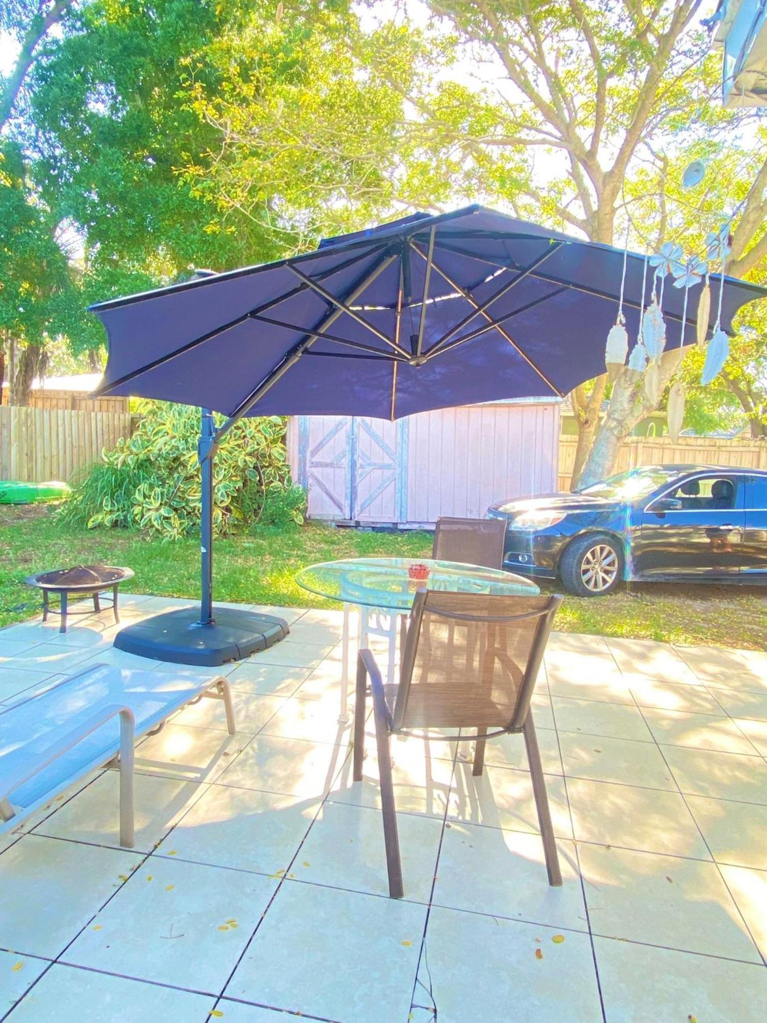 Cozy Studio Only 10 Minutes By Car Of Siesta Key ซาราโซตา ภายนอก รูปภาพ